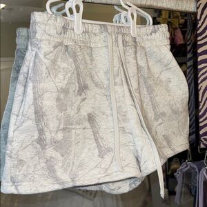 grey drawstring camo shorts